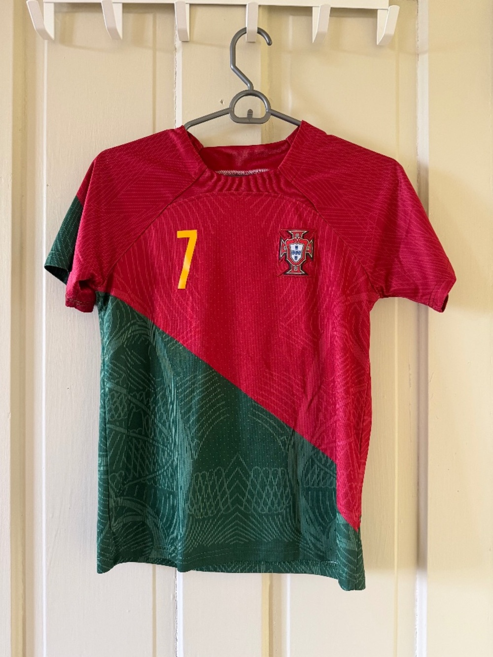Ronaldo Jersey, youth LARGE